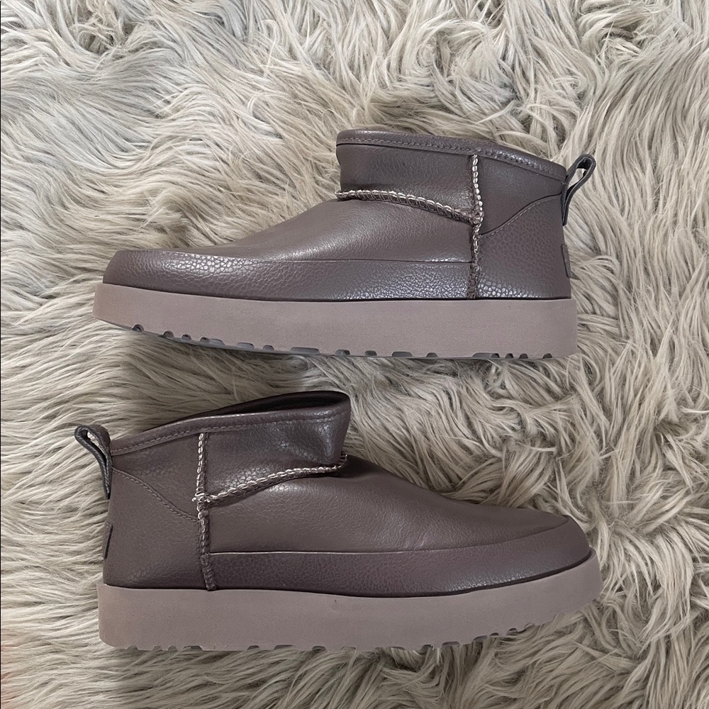 UGG Women's Taupe Leather Ankle Booties